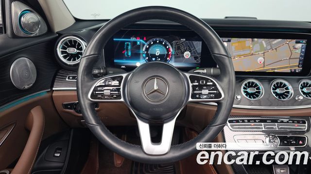 Mercedes-Benz E-Class E300 Avantgarde
