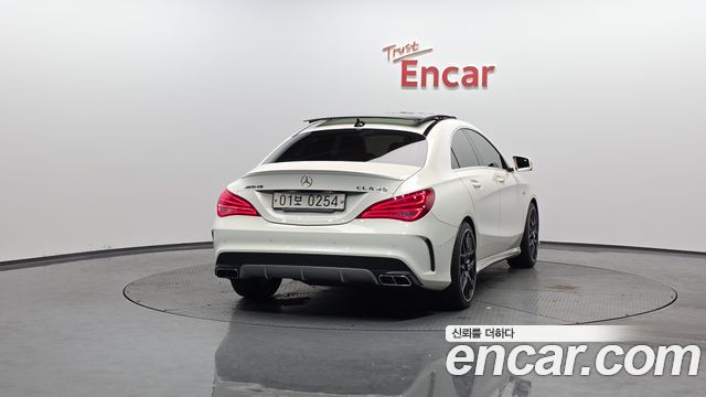 Mercedes-Benz CLA-Class CLA45 AMG 4MATIC