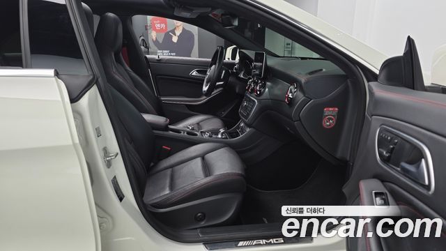 Mercedes-Benz CLA-Class CLA45 AMG 4MATIC