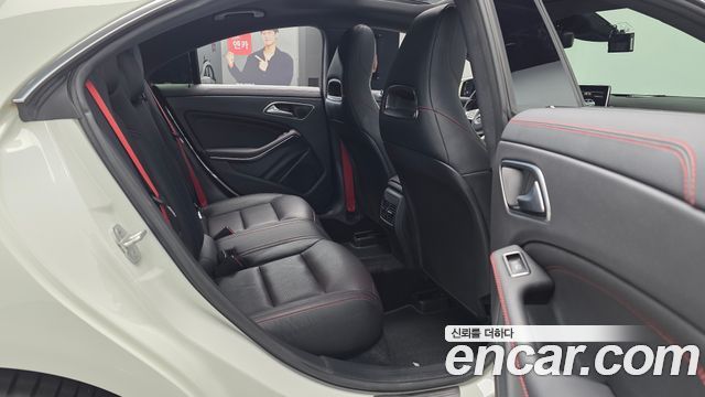 Mercedes-Benz CLA-Class CLA45 AMG 4MATIC