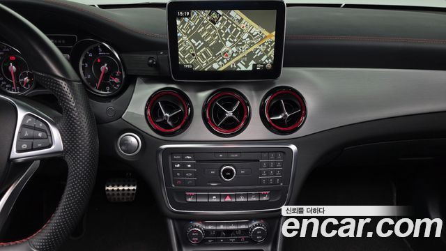 Mercedes-Benz CLA-Class CLA45 AMG 4MATIC