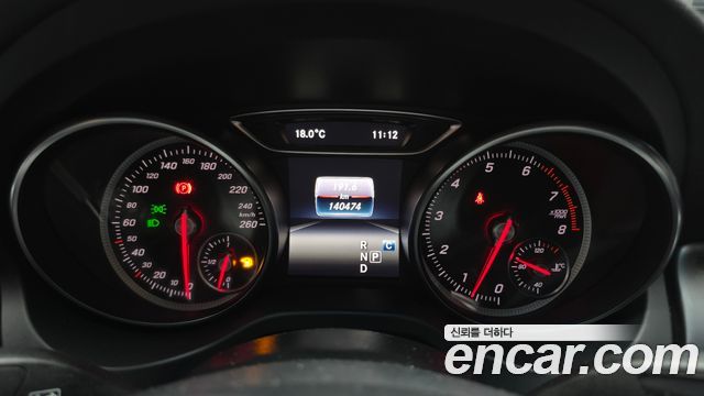 Mercedes-Benz GLA-Class GLA250 4MATIC