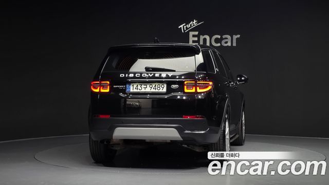 Land Rover Discovery Sport D180 SE