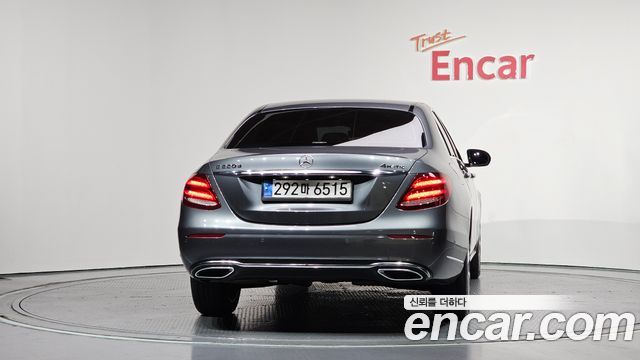 Mercedes-Benz E-Class E220d 4MATIC Exclusive