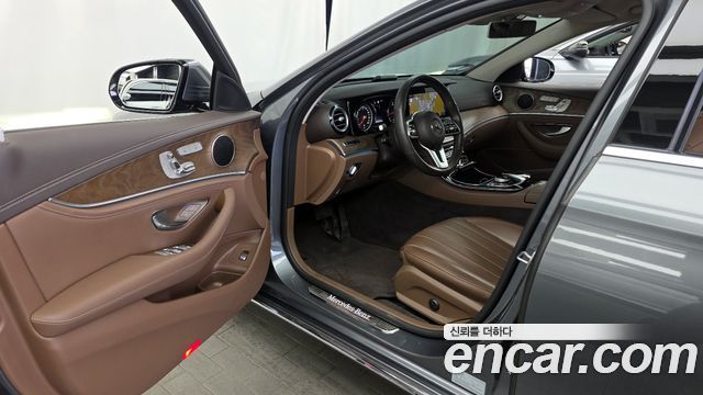 Mercedes-Benz E-Class E220d 4MATIC Exclusive
