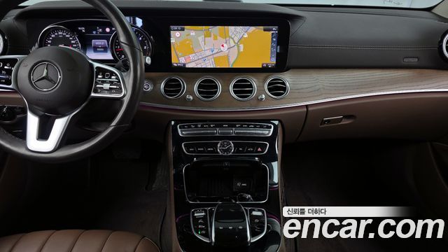 Mercedes-Benz E-Class E220d 4MATIC Exclusive
