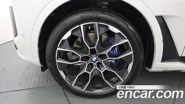 BMW X7 xDrive 40i M Sport 7STR