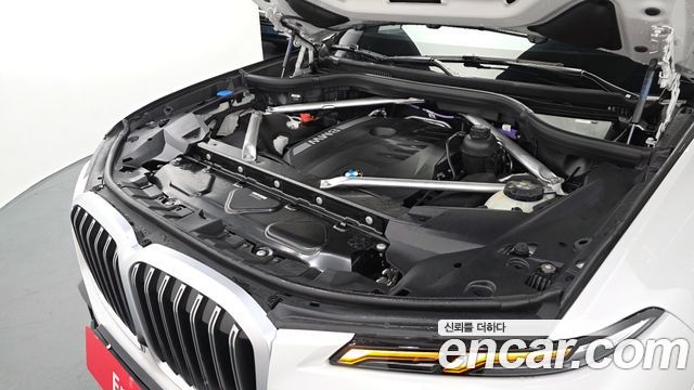 BMW X7 xDrive 40i M Sport 7STR