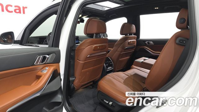 BMW X7 xDrive 40i M Sport 7STR