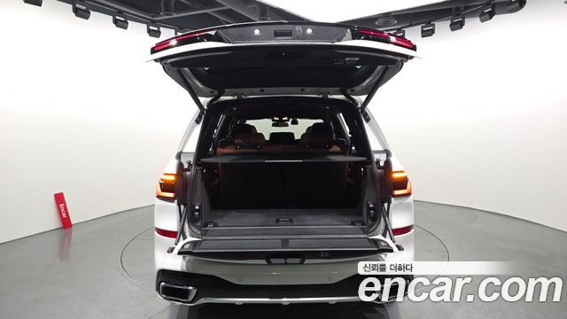 BMW X7 xDrive 40i M Sport 7STR