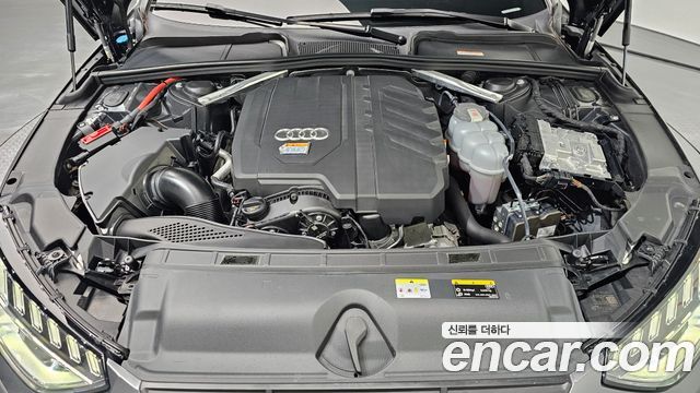 Audi A4 (B9) 45 TFSI Quattro Premium