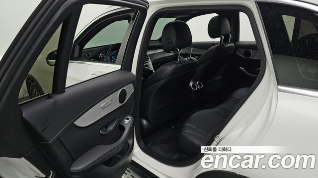 Mercedes-Benz GLC-Class GLC220 d 4MATIC
