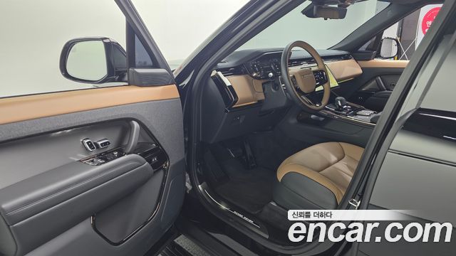 Land Rover Range Rover Sport P550E Dynamic HSE