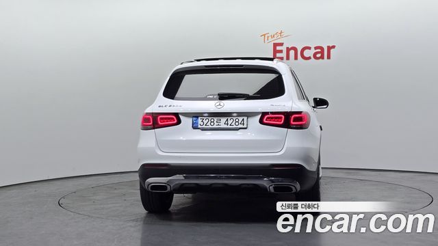Mercedes-Benz GLC-Class GLC220 d 4MATIC