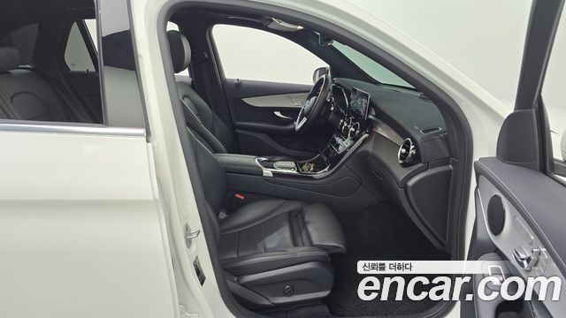 Mercedes-Benz GLC-Class GLC220 d 4MATIC