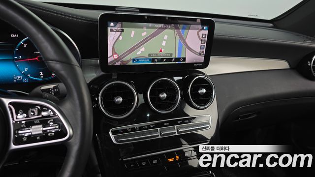 Mercedes-Benz GLC-Class GLC220 d 4MATIC