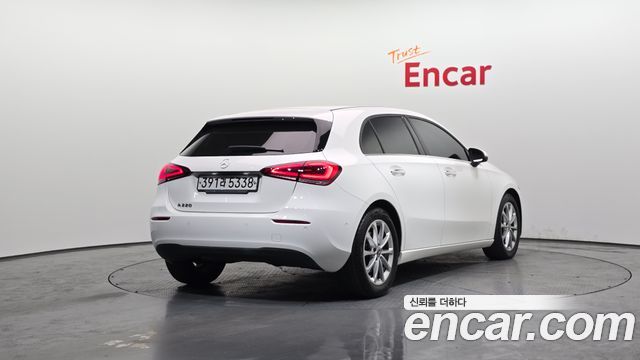 Mercedes-Benz A-Class A220 Hatchback