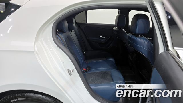 Mercedes-Benz A-Class A220 Hatchback