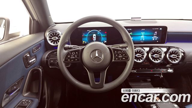 Mercedes-Benz A-Class A220 Hatchback