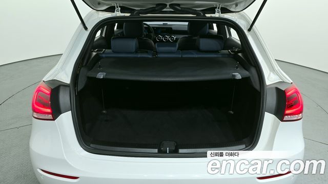 Mercedes-Benz A-Class A220 Hatchback