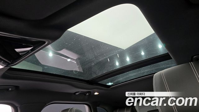 Land Rover Range Rover Velar 2.0 D240 R-Dynamic SE