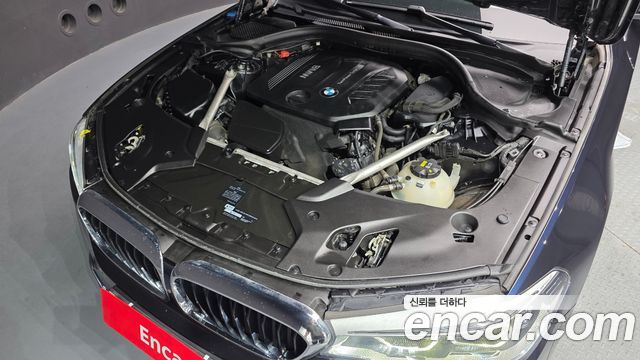BMW 5-Series 520d xDrive M Sport Package Plus