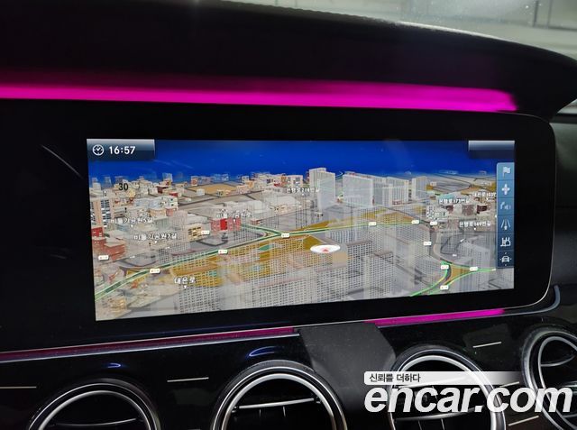 Mercedes-Benz E-Class E400 4MATIC Exclusive
