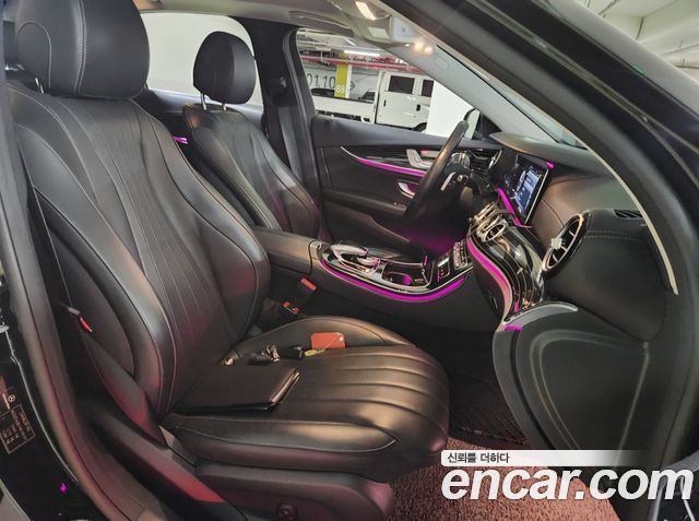 Mercedes-Benz E-Class E400 4MATIC Exclusive