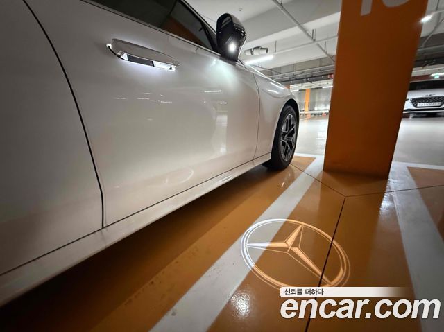 Mercedes-Benz E-Class E200 Avantgarde