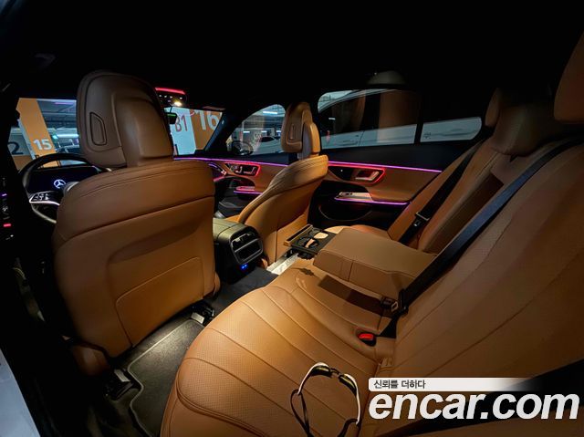 Mercedes-Benz E-Class E200 Avantgarde
