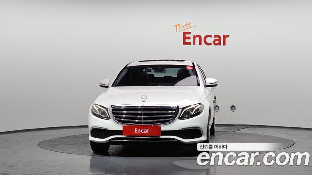 Mercedes-Benz E-Class E220d 4MATIC Exclusive