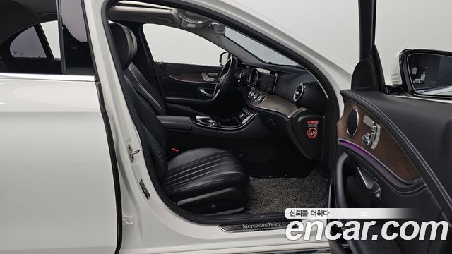 Mercedes-Benz E-Class E220d 4MATIC Exclusive