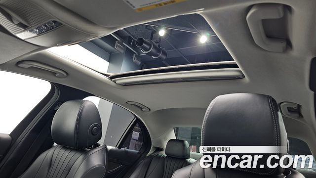 Mercedes-Benz E-Class E220d 4MATIC Exclusive