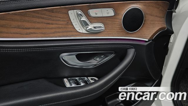 Mercedes-Benz E-Class E220d 4MATIC Exclusive