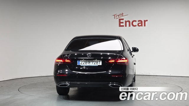 Mercedes-Benz E-Class E250 Avantgarde