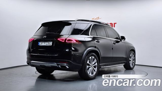 Mercedes-Benz GLE-Class GLE300d 4MATIC