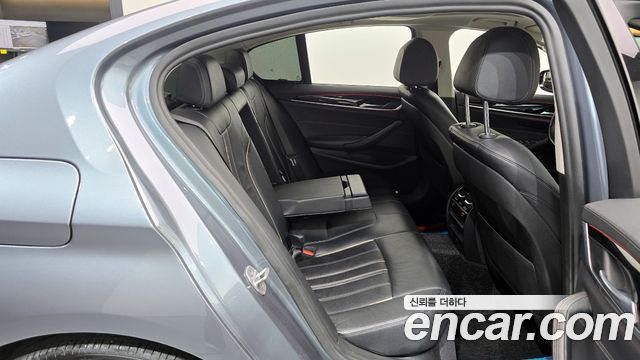 BMW 5-Series 520d Luxury Special Edition