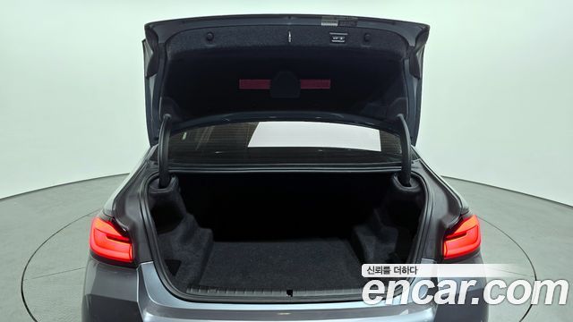 BMW 5-Series 520d Luxury Special Edition