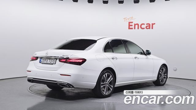 Mercedes-Benz E-Class E350 4MATIC Avantgarde