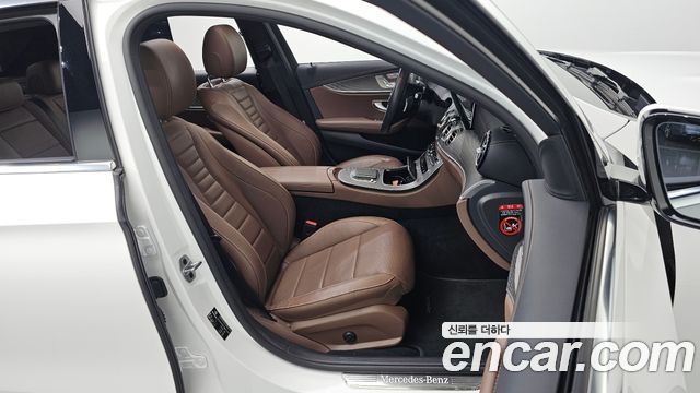 Mercedes-Benz E-Class E350 4MATIC Avantgarde