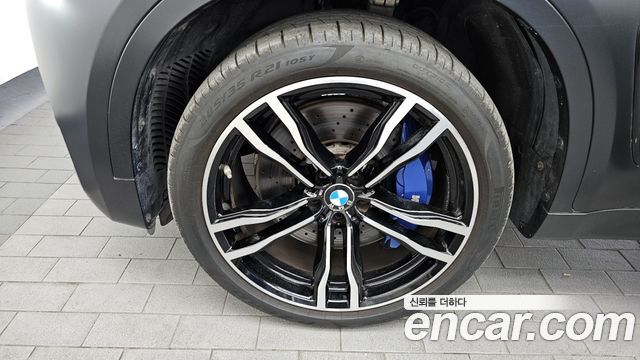 BMW X6M 4.4