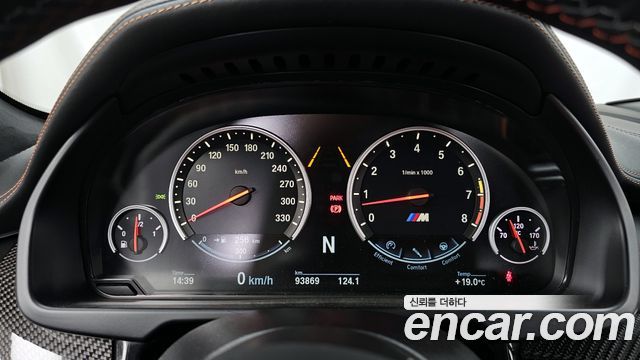 BMW X6M 4.4