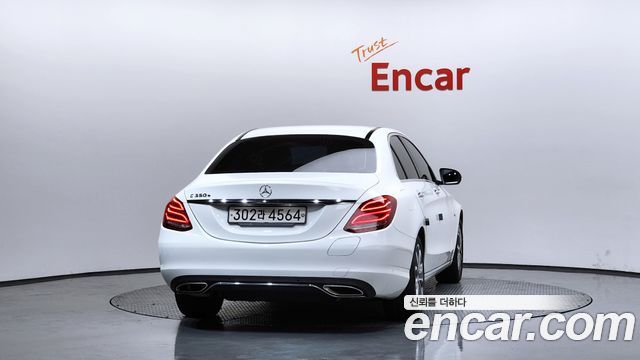 Mercedes-Benz C-Class C350e