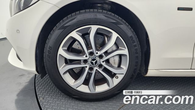 Mercedes-Benz C-Class C350e