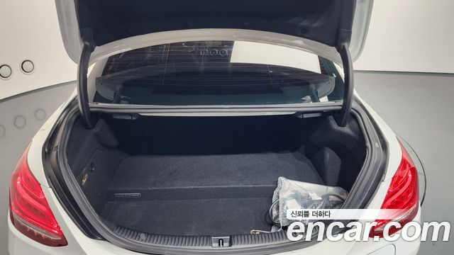 Mercedes-Benz C-Class C350e