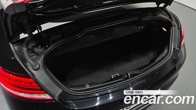 Mercedes-Benz C-Class C200 Cabriolet