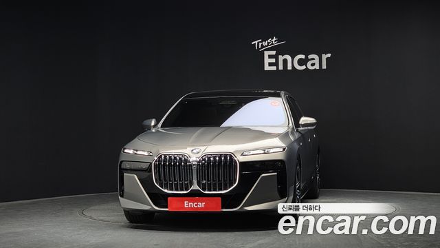 BMW 7-Series 740i xDrive M Sport