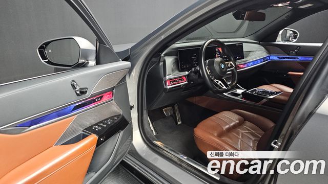 BMW 7-Series 740i xDrive M Sport