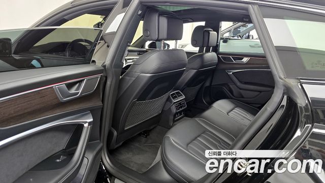 Audi A7 (4K) 55 TFSI Quattro Premium