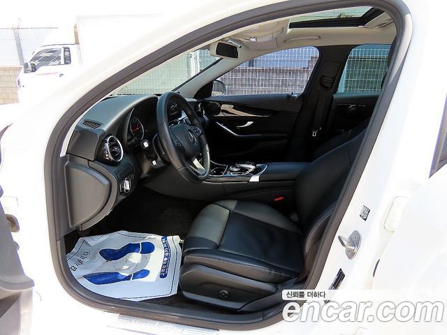 Mercedes-Benz C-Class C200